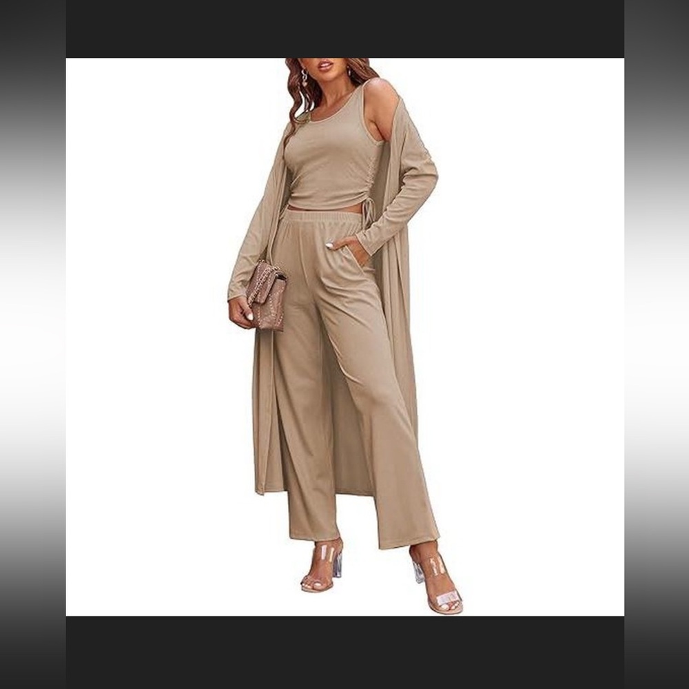 Chic Women's Pajama Set 3 Piece Set***in Gray**
